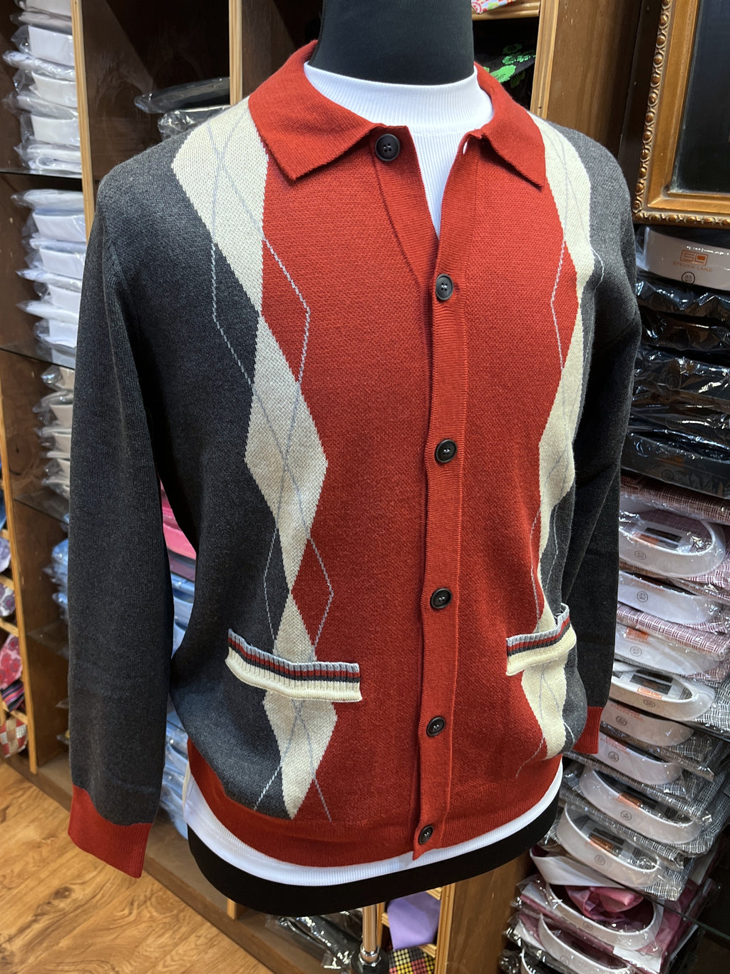 Argyle Print Cigar Collection Sweater (2 colors)