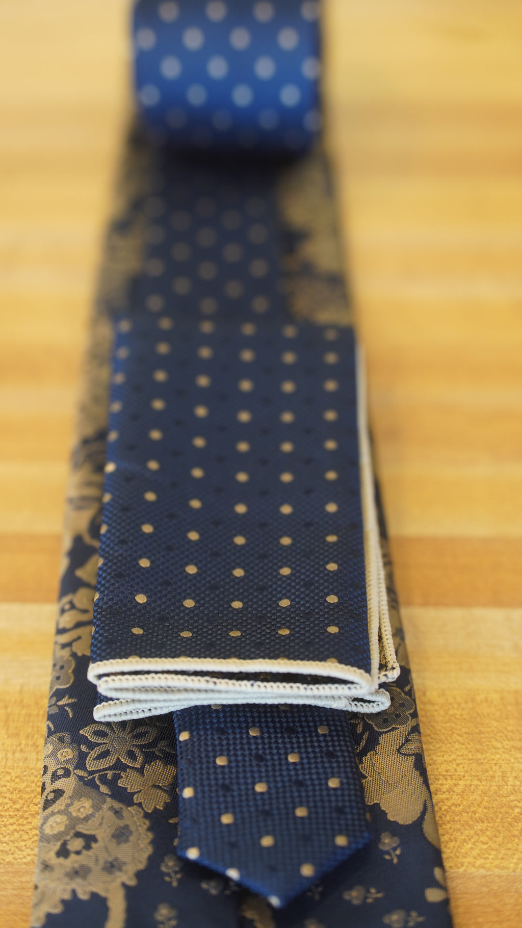 Tie - Navy Blue & Gold